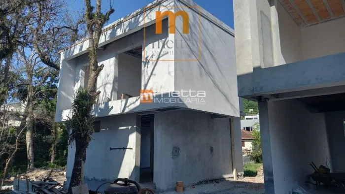 Casa de Condomínio à Venda em Santo Antônio de Lisboa, Florianópolis - SC