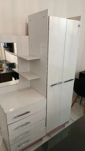Guarda roupa solteiro