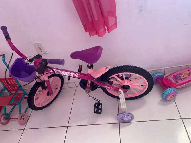 Bicicleta de menina 
