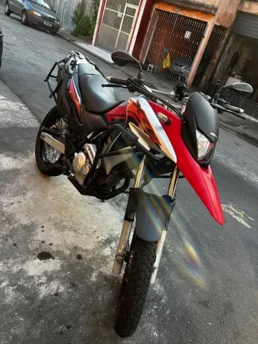 XRE 300 2019