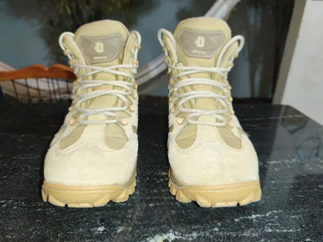 Bota Invictus Tractor Hiking<br>Tractor<br> <br>Hiking<br> <br>-<br> <br>Desert<br> <br>Tractor<br> <br>Hiking<br> <br>-<br> <br>De