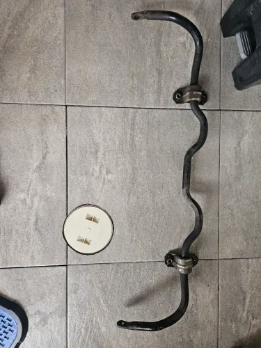 Barra estabilizadora renegade 1.8 flex usada
