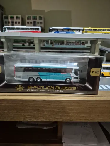 Miniatura de ônibus viação da Penha  Mercedes o400