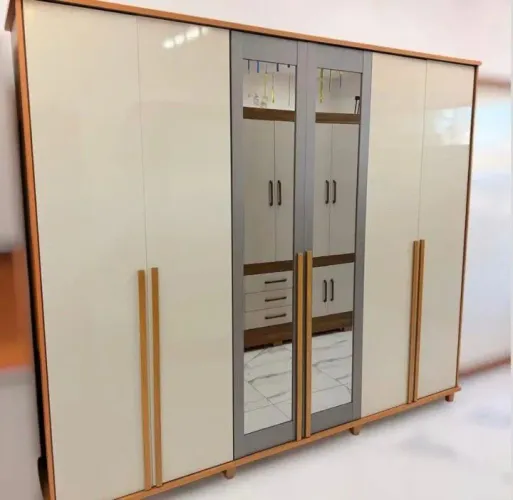 Guarda Roupa de Casal Refleta iluminação em Leds, Lançamento!