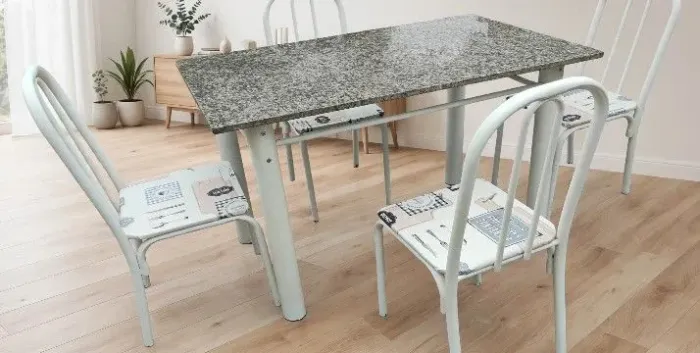 Vendo mesa de mármore com 4 cadeiras