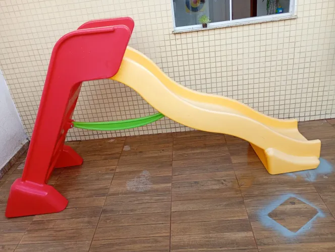 Escorregador Infantil 