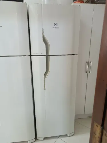 Geladeira Electrolux Frost Free em perfeito estado!