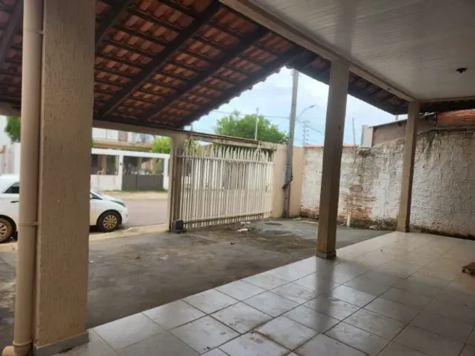 Casa para locação no Condomínio Nova Canaã.