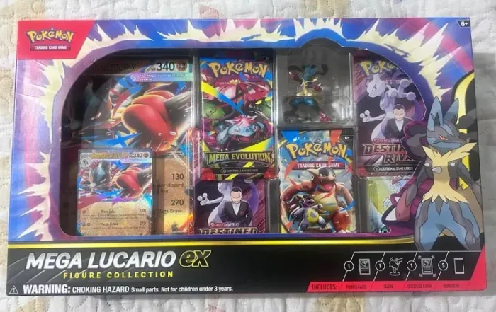 Pokémon TCG - Mega Lucario EX Figure Collection