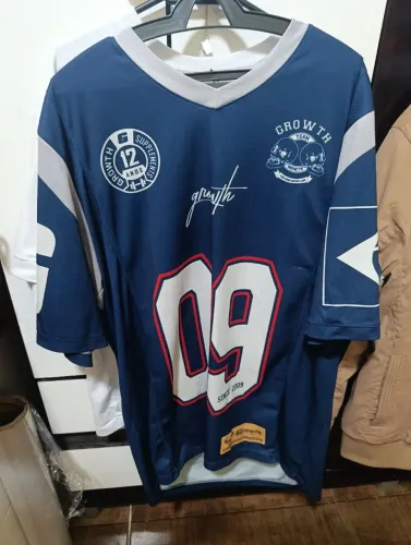 Camiseta original edição limitada GROWTH / estilo futebol americano