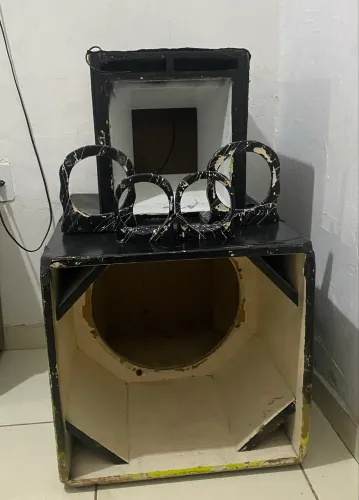 Armação para som (grave de 18)