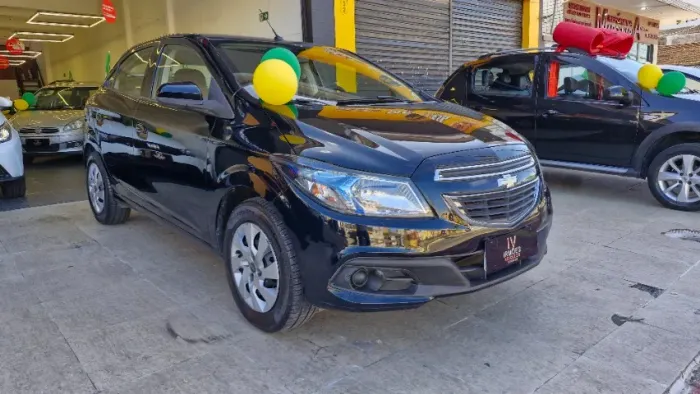 Chevrolet Onix Hatch LT 1.4 8V Flex Power Mec. 4P 2013