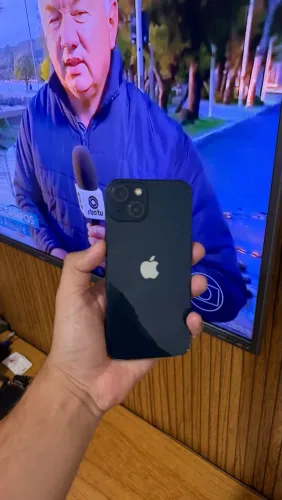 iPhone 13 128 gb semi novo