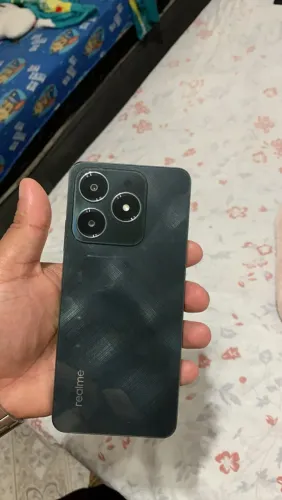 Realme c61