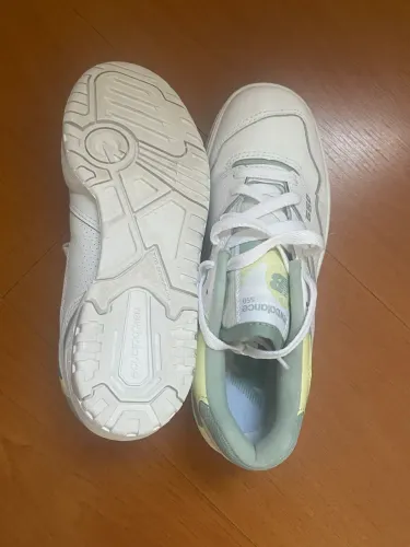 Tênis New Balance 550 verde e branco Original
