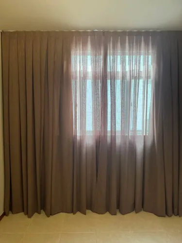 Venda de 02 cortinas de linho com blackout,2,80x2,45 e 2,80x2,73