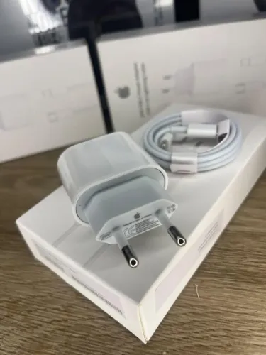Carregador de iPhone