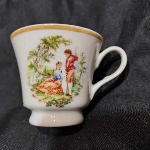 Lote com porcelanas diversas