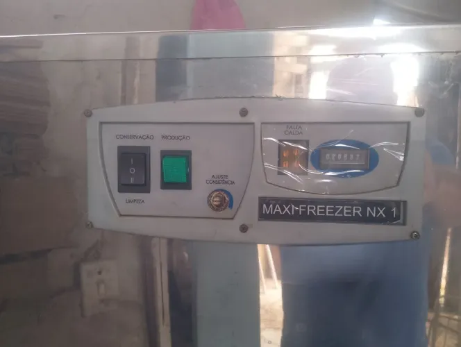 Vendo máquina de sorvete expresso