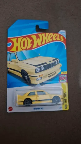 HotWheels '92 BMW M3 (LACRADO)