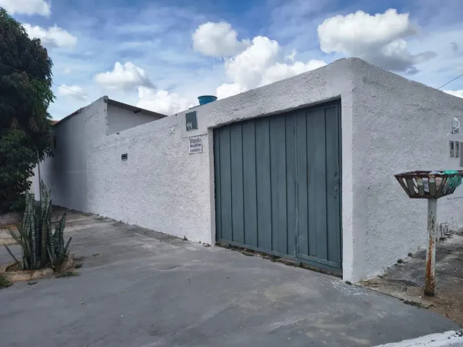 Casa a venda condomínio parada obrigatória nova colina