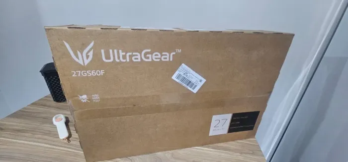 MONITOR GAMER LG UltraGear 27" (modelo 27GS60F)