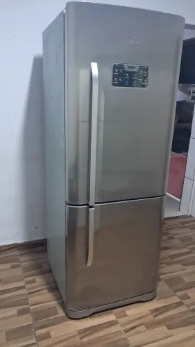 Geladeira Electrolux frost free duplex Inox funcionando normalmente (Entrego)