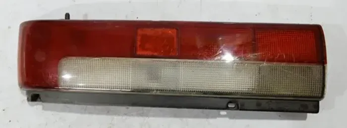 Lanterna Direita Suzuki Swift Gti 1989 - 2001 Direito Vermelho