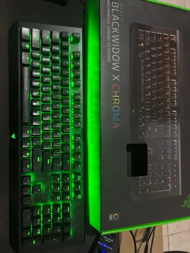Teclado Gamer Razer Blackwidow X Chroma