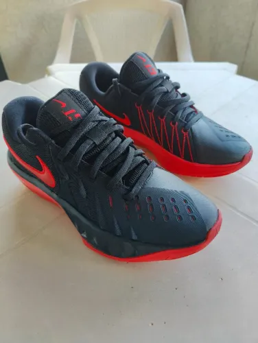 Nike Air Zoom G.T. Academy 2