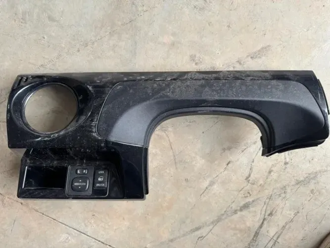 MOLDURA SUPERIOR PAINEL TOYOTA ETIOS