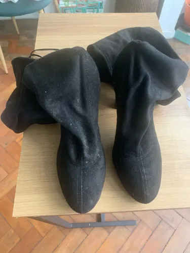 Bota cano longo camurça usada excelente