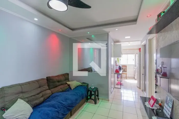 Apartamento à Venda - Quitaúna, 2 Quartos, 49 m2