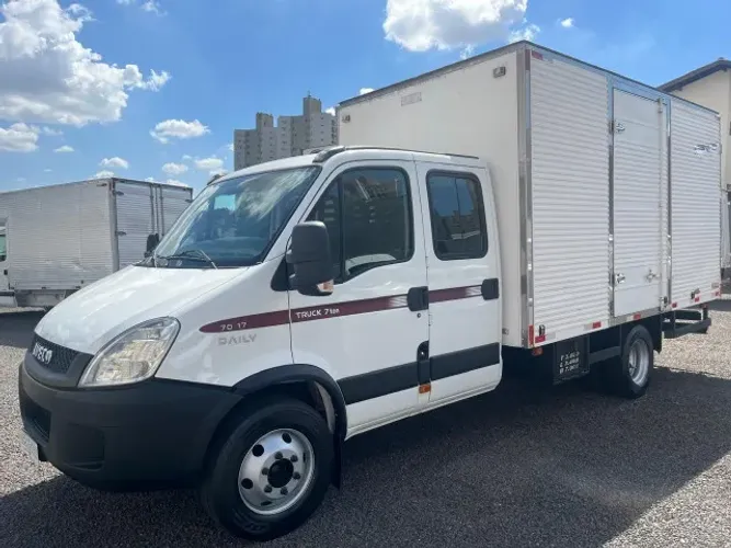 Iveco Daily Chassi 70c17 3.0 16V Diesel Mec. 4P (e5) 2014