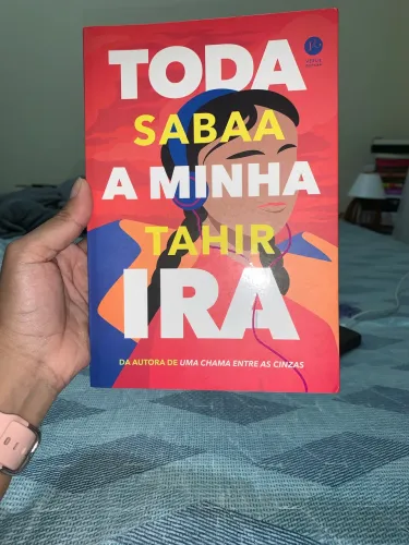 Livro: Toda a minha ira - Sabaa Tahit