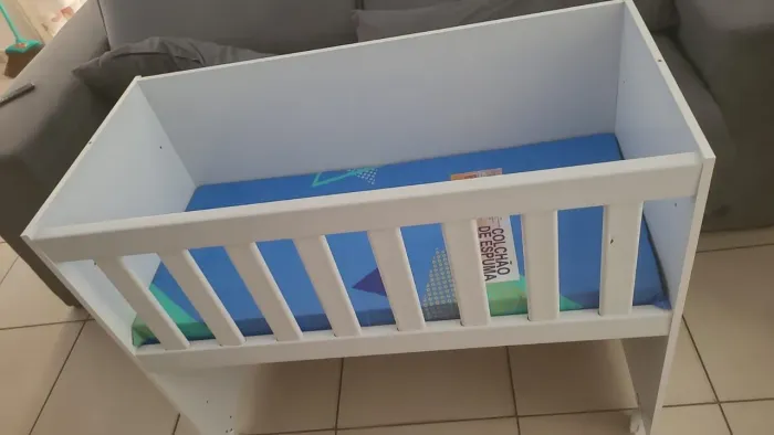 Mini berço seminovo