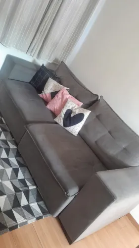 SOFA RETRÁTIL SEMINOVO