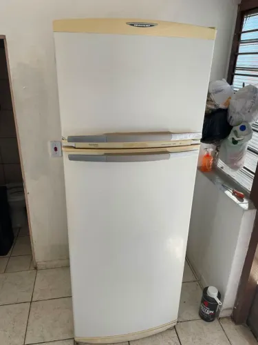 Vendo geladeira Brastemp 475 litros