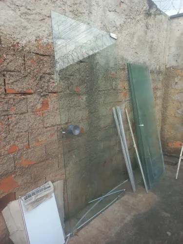 Porta de Vidro e de Blindex Usada