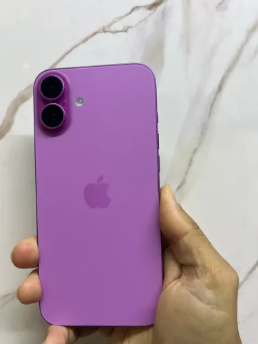 iPhone 16 plus 128gigas bateria 93% 