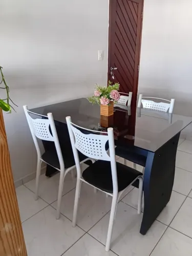 Mesa de vidro 4 cadeiras