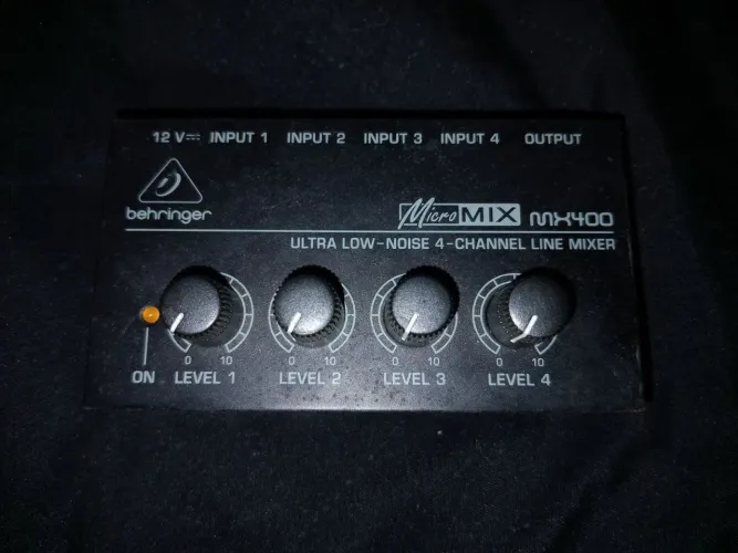 Micro Mixer 4 canais