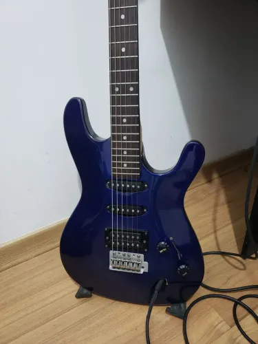 Guitarra Golden ( Malagoli ponte )