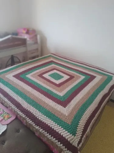 Colcha de crochê