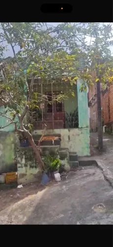Casa a venda em pombos excelente localização.