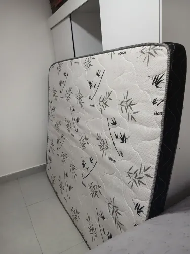 Colchäo de Casal semi novo tamanho padrao