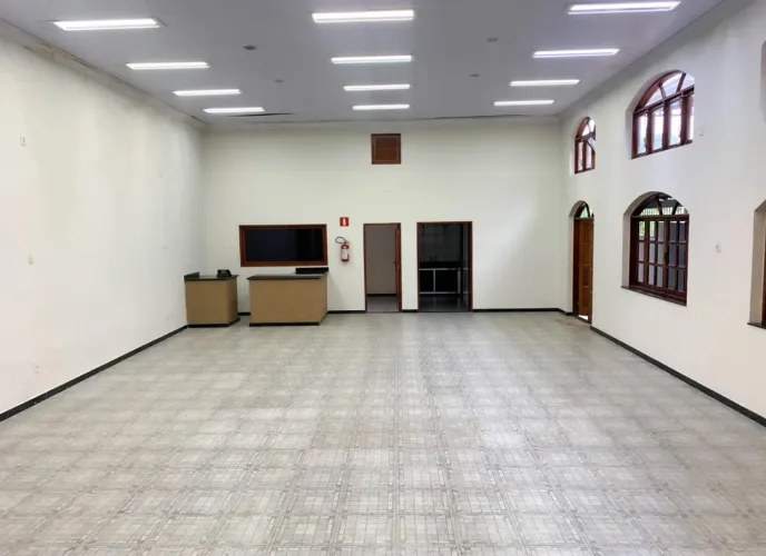 Imóvel Comercial para Venda em Cataguases, Bom Pastor, 1 dormitório, 2 banheiros
