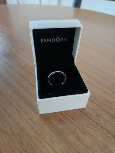 Pandora-Anel meia aliança 