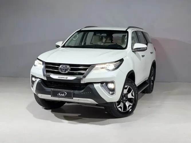 Toyota Hilux SW4 4X4 2.8 Diesel 2019
