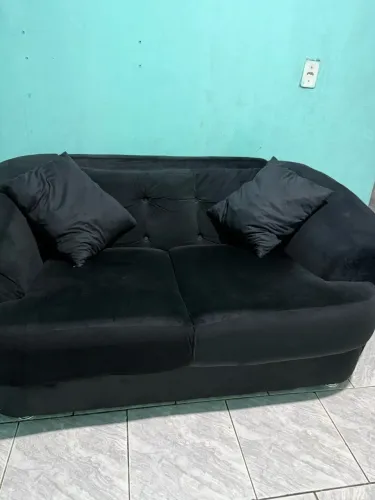 Sofá novo 500.00